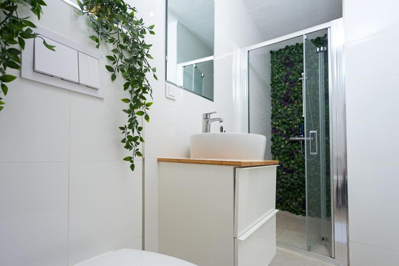 Apartment And Studios Happy Place هفار المظهر الخارجي الصورة